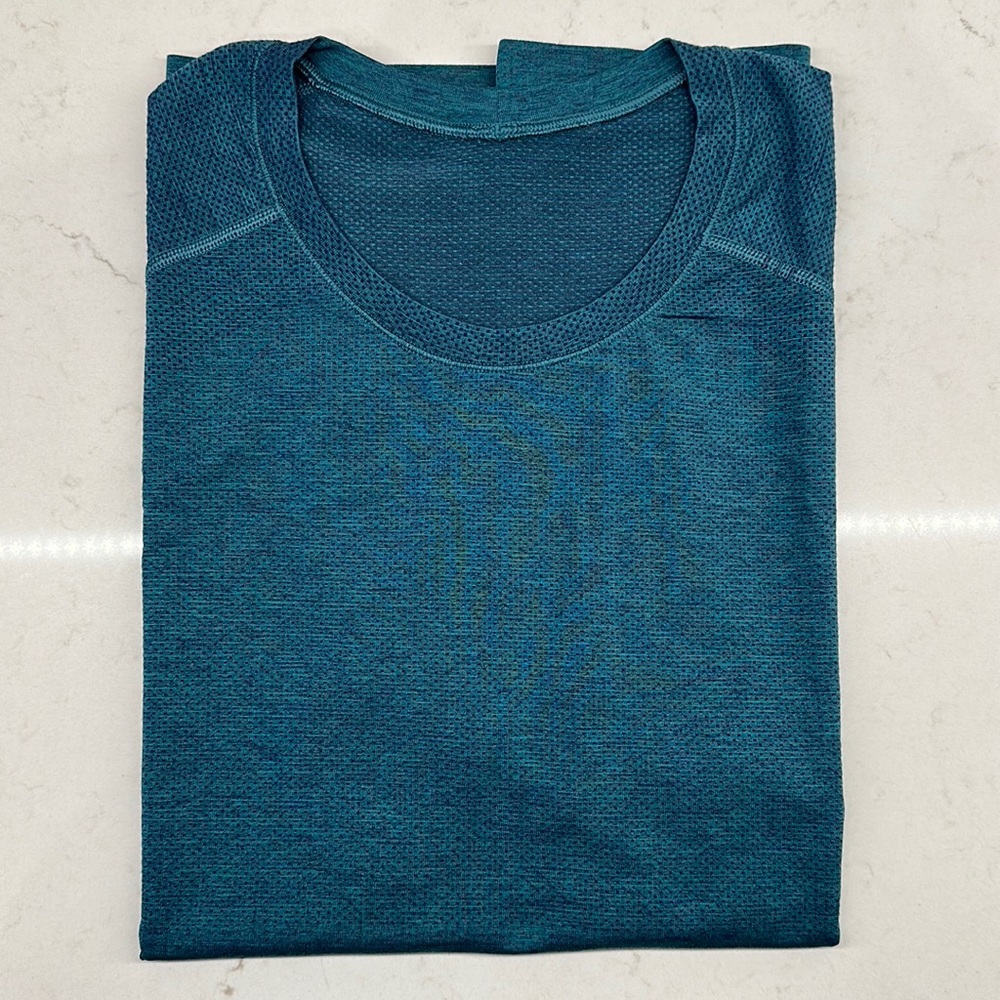 Lululemon Metal Vent Tech 2.0 SS Night Sea/Deep Cove Size Large